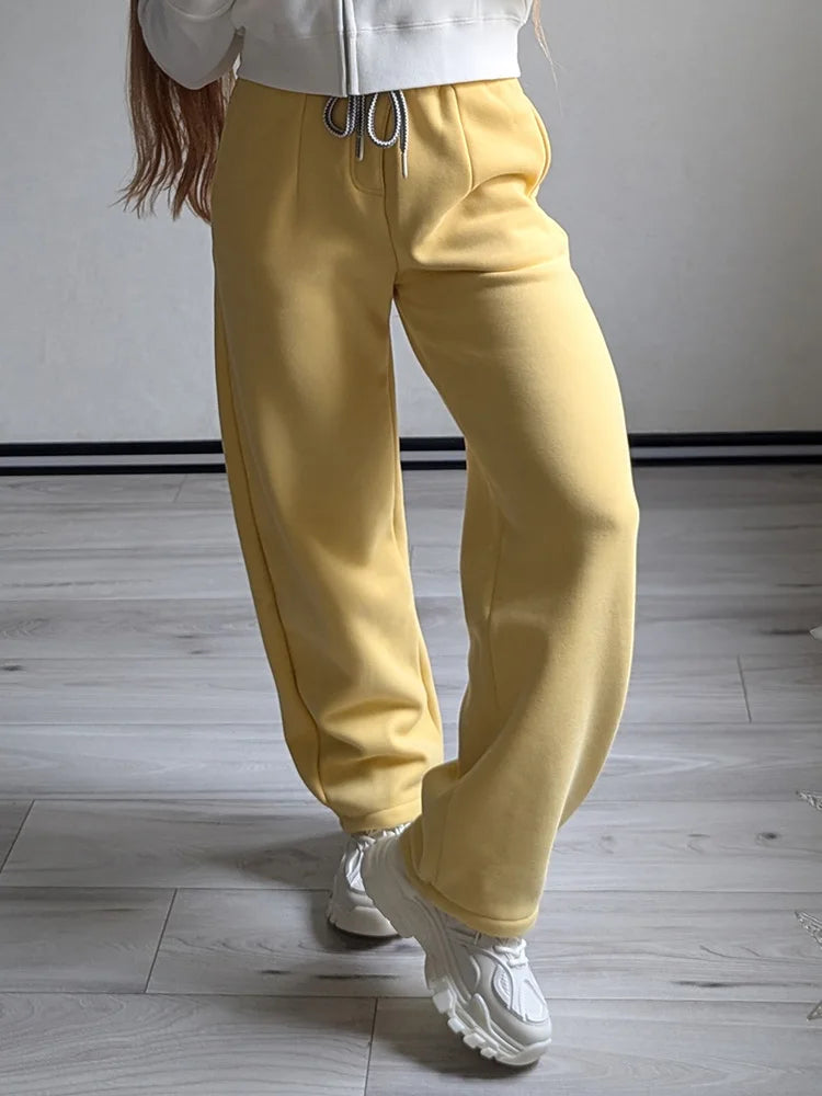 Wide-Leg Fleece Sweatpants