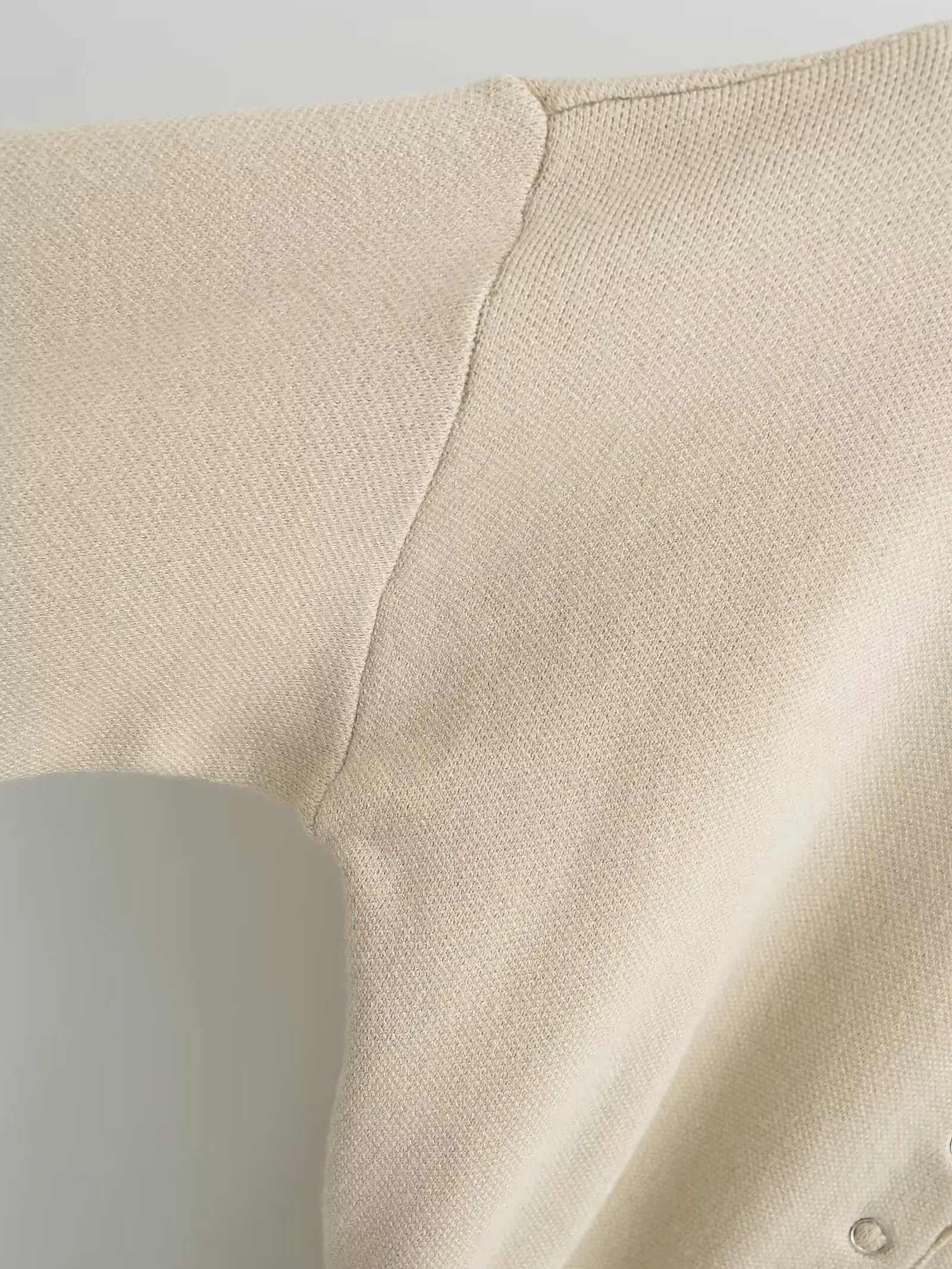 Slim Fit Short Knit Cardigan