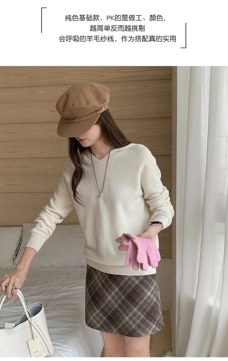 Women’s 100% Wool Hooded Sweater