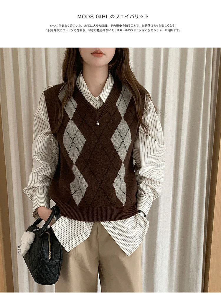 Wool O-Neck Diamond Knit Sweater