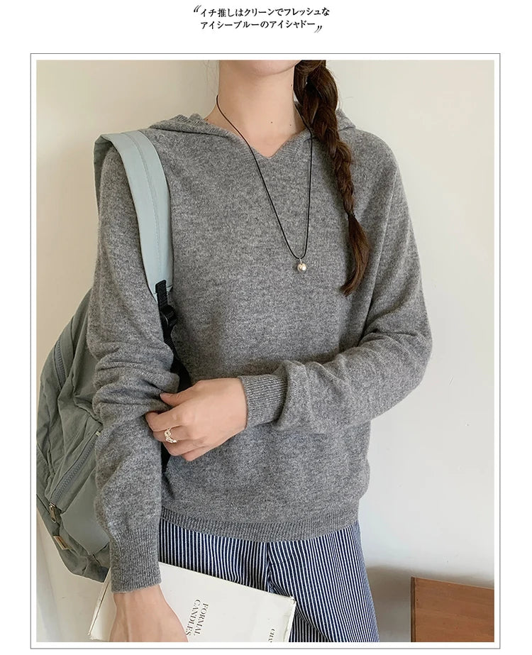 Women’s 100% Wool Hooded Sweater