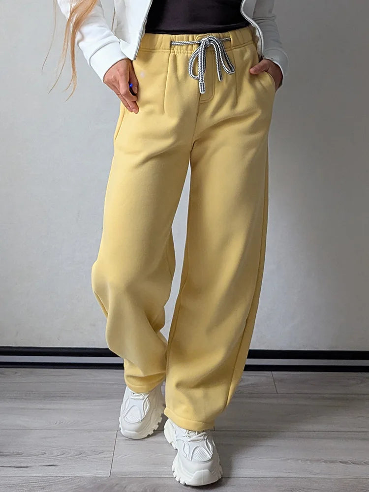 Wide-Leg Fleece Sweatpants