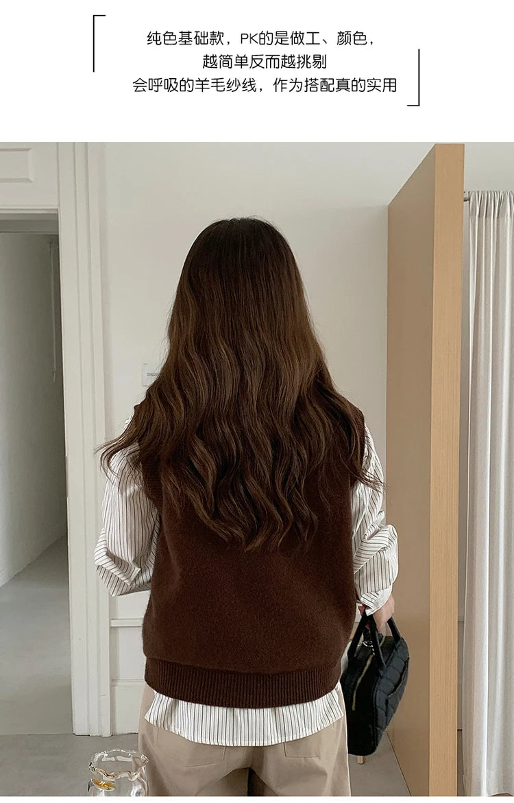 Wool O-Neck Diamond Knit Sweater