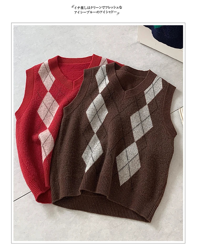 Wool O-Neck Diamond Knit Sweater