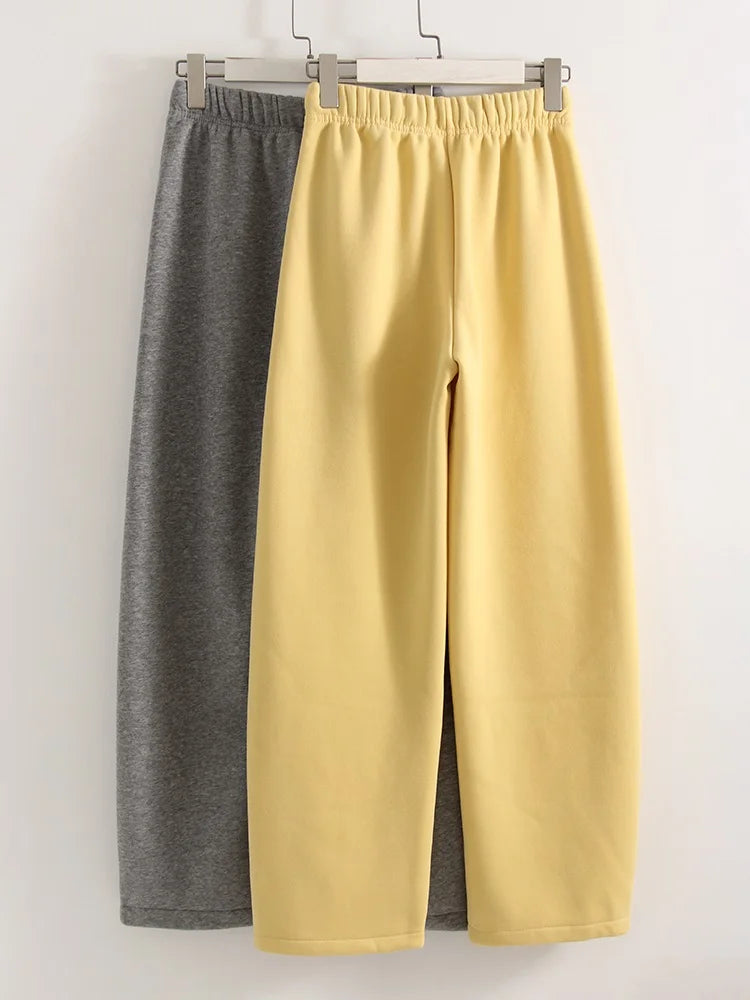 Wide-Leg Fleece Sweatpants