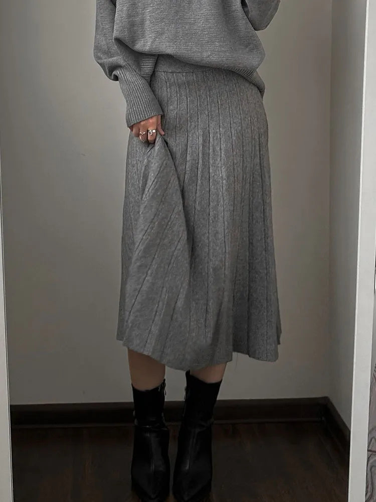 Knitted Pleated Mini Skirt