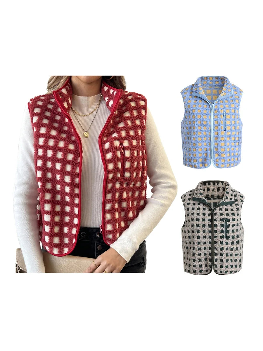 allvariants:: Red checkered vest worn by a person, with additional vests displayed on the right.