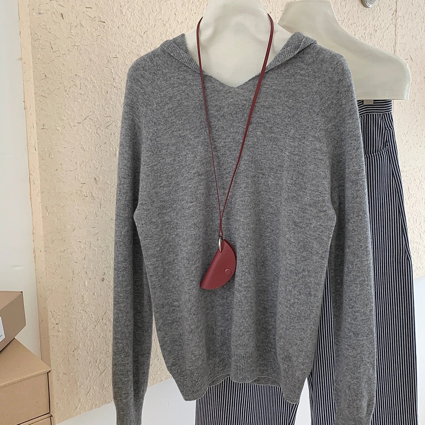 Women’s 100% Wool Hooded Sweater