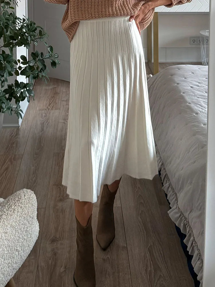 Knitted Pleated Mini Skirt