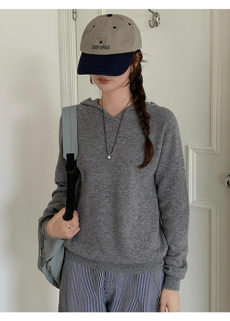 Women’s 100% Wool Hooded Sweater