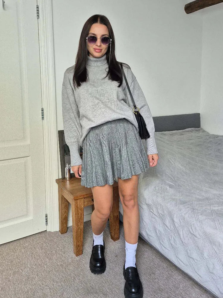 Knitted Pleated Mini Skirt