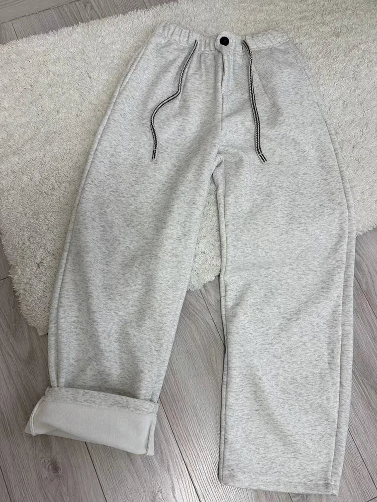 Wide-Leg Fleece Sweatpants